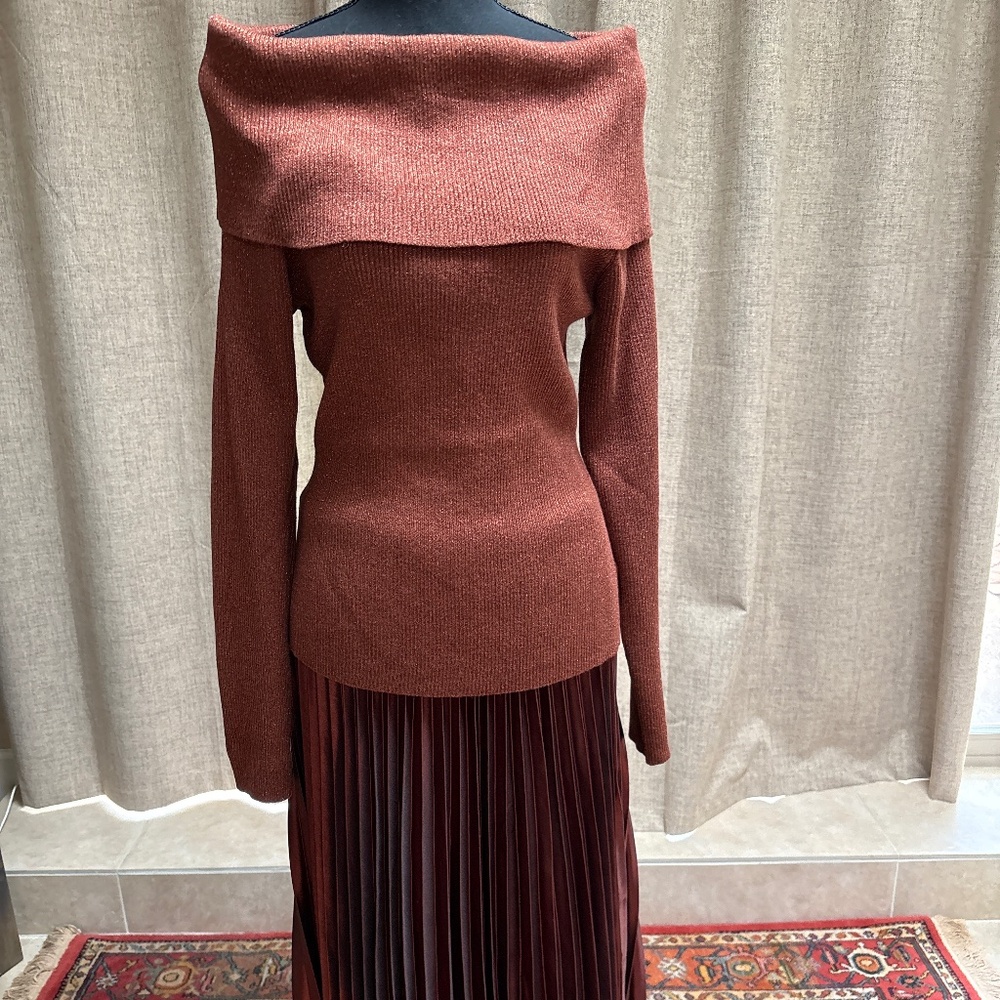 Two-Piece Copper Metallic Knit Set – Skirt + Convertible Sweater – Size XL